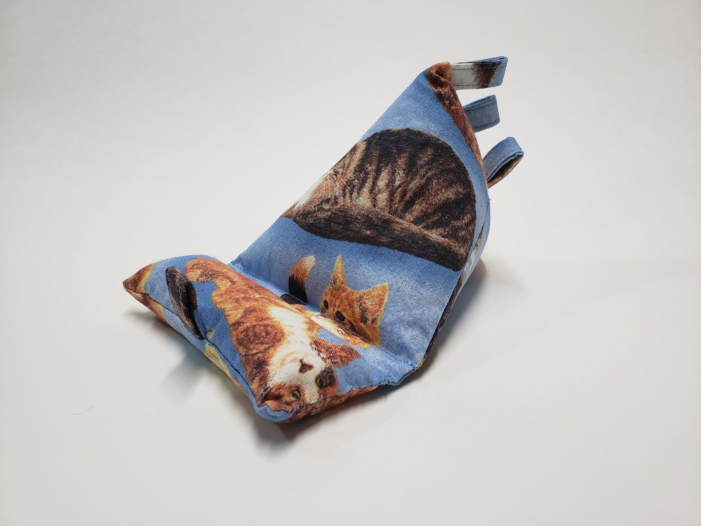 Gadget Cushion