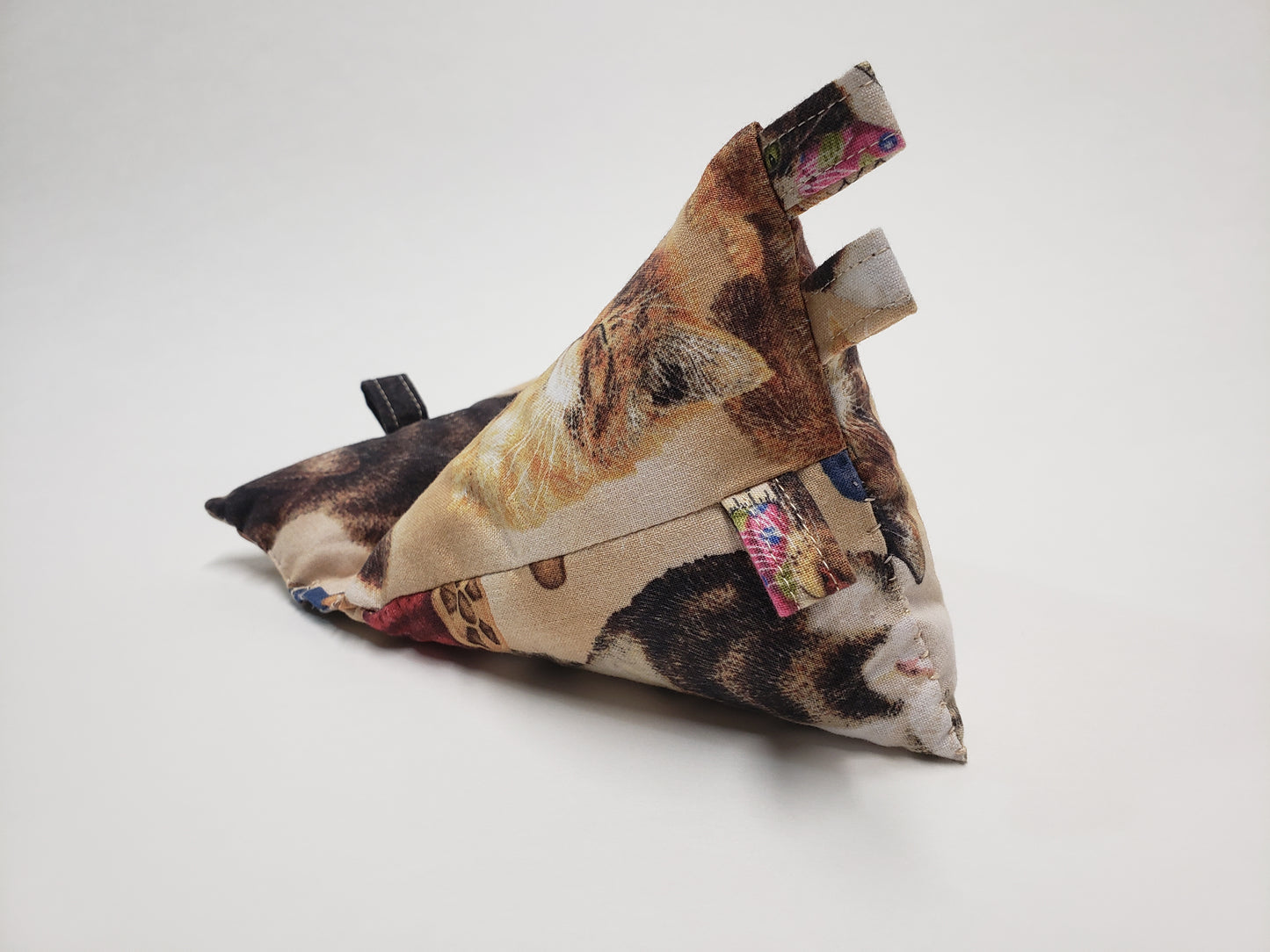 Gadget Cushion